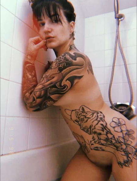 Will you help me get wet 💦 by wolffinthethroneroom