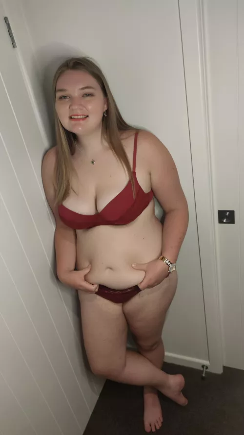 Will you help me squeeze it? 🥺 by oxCloverxo