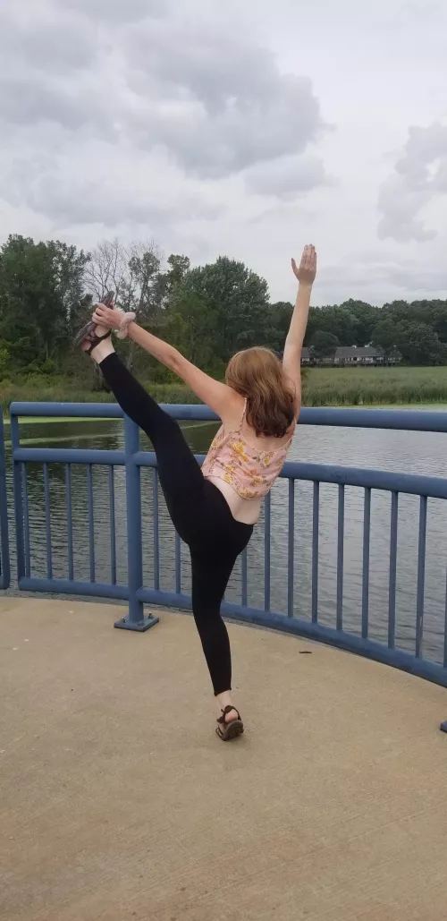 Will you help me stretch? by iris_blossom