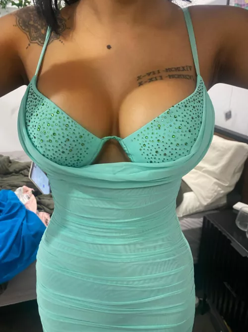 Will you manhandle me after our first date if I wear this x [F] by misspiggynyc