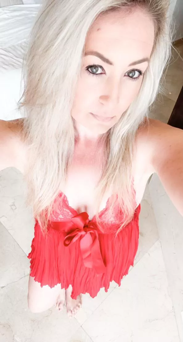 Will you pound my tight asshole please daddy? My husband won’t do it 😈 posted by lulutheacannon