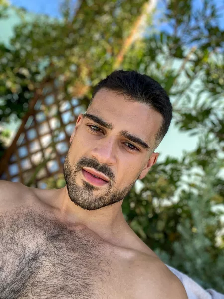 Will you take me on vacation? by thebull360