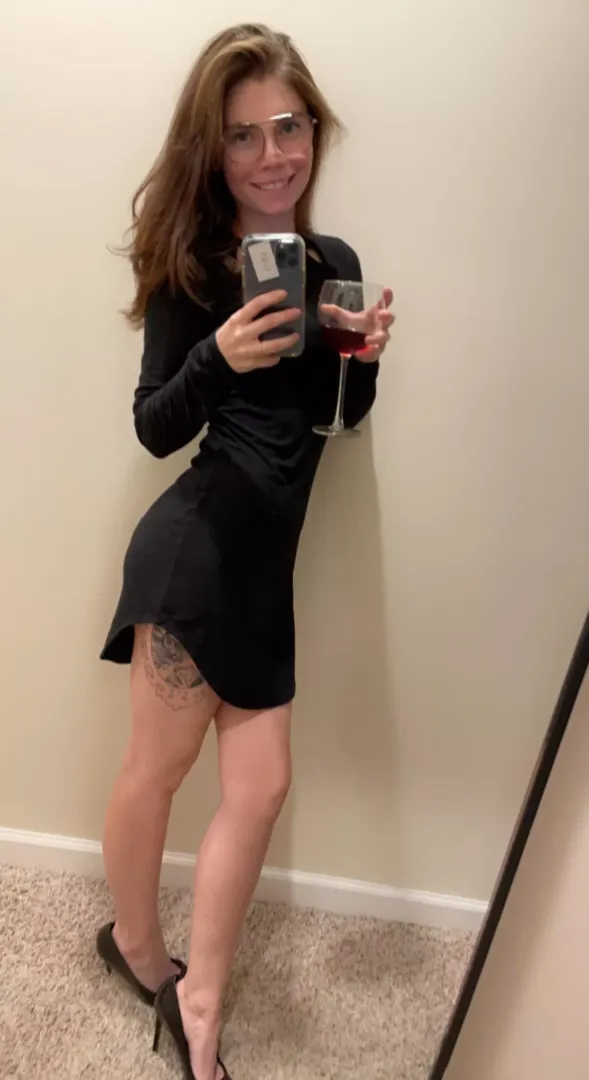 Wine & dine posted by Brelarkspur