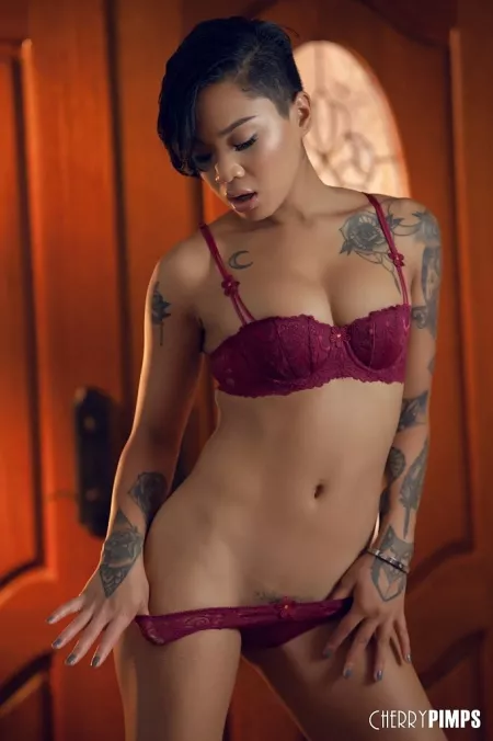 Wine Red by fellefellefelle