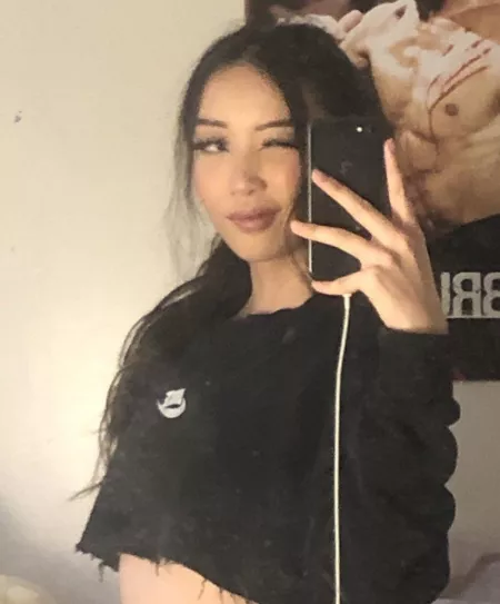 winky face! by wooziio