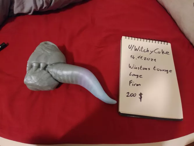 Winstons Tounge L by WitchyCoke