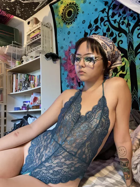 Wish I could fuck u in this outfit by Melancholiclover420