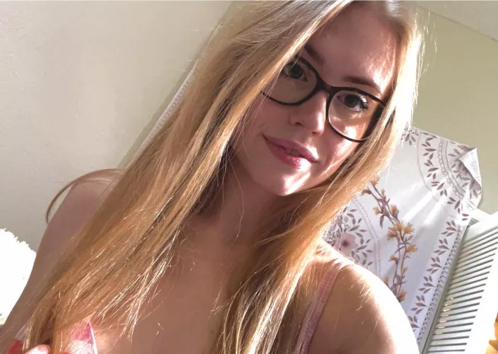 Wish I could give you all a kiss 😘🥰 by hazelmarshall