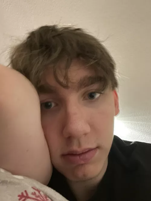 Wish I had a bf to play games with… by SnowIsGayx