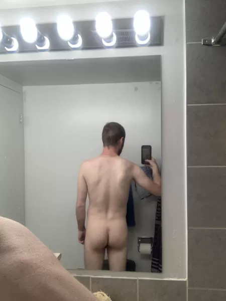 Wish I had a bit more booty but hope you like :) dm open by Novacord67