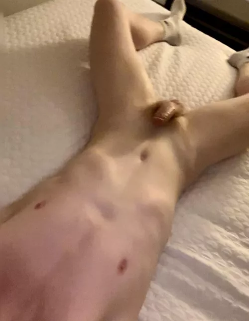 wish i had someone to fuck me 🥺 by jakeyummy