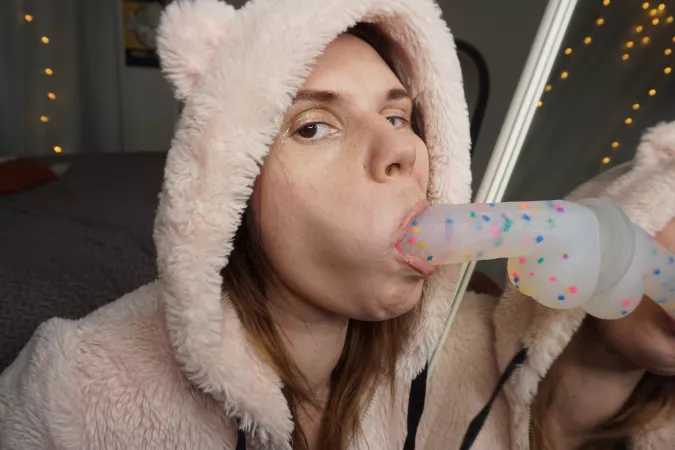 Wish I suck your dick like this toy by DiscoLiisa