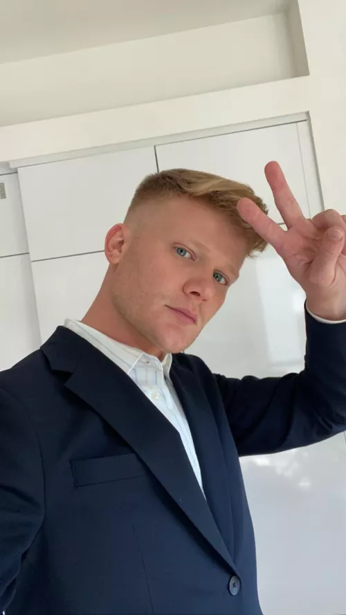 Wish me luck for my job interview 🤞 by Austx10