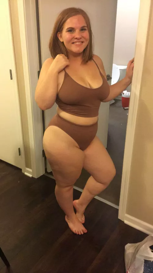 Wish me luck on my first final tomorrow 😘 by RosieRaeLove