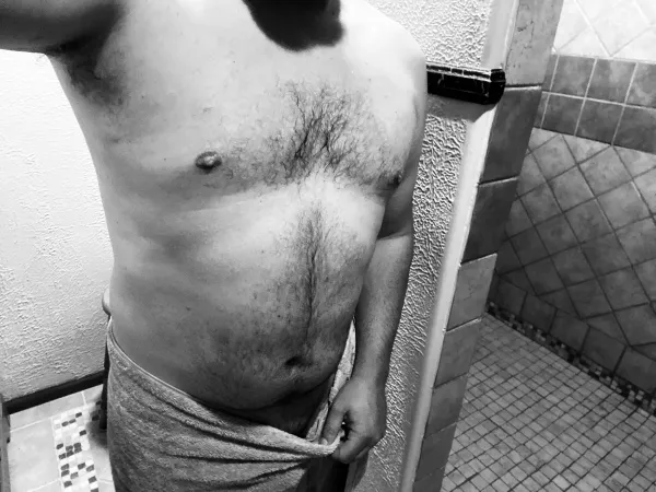 Wish you were here in the shower with me by milotexas