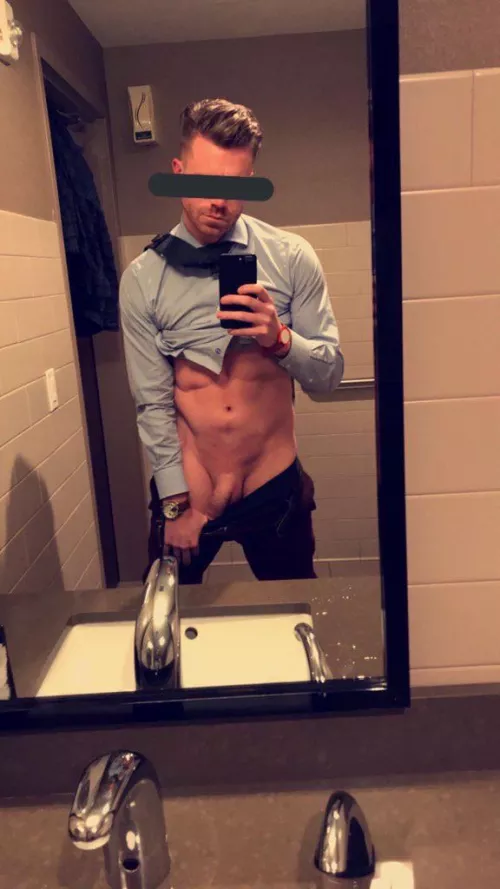 Wishing a very happy New Years to you and yours. by BennL86