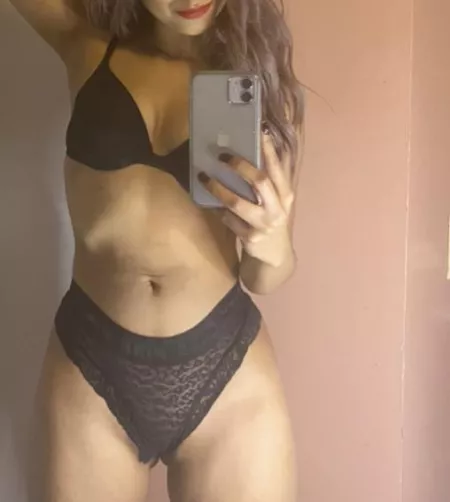 wishing i had someone to fuck in the mornings 😔 by maryjaneliz