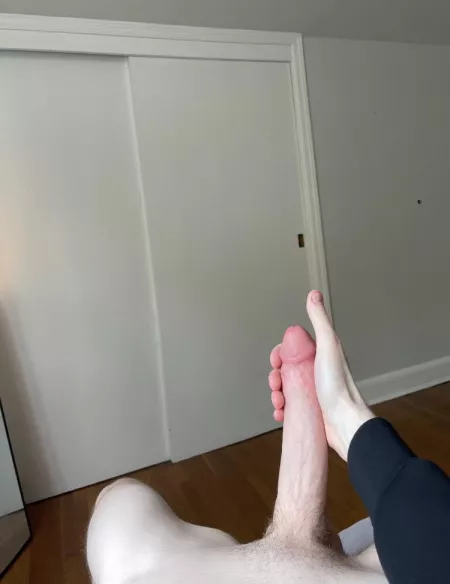 Wishing I had someone to help me out (DMs Open) by HungNFrisky