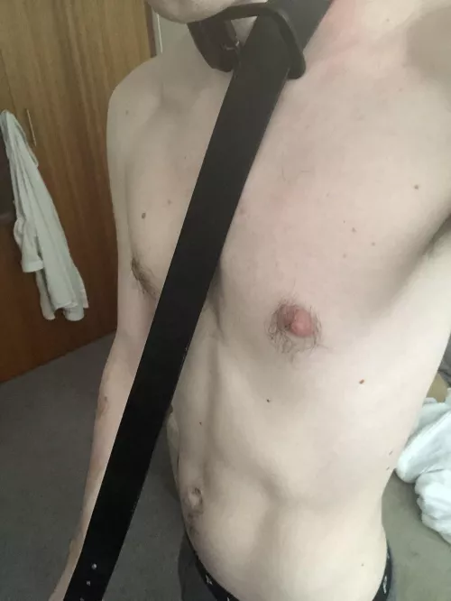 wishing I had someone to hold my (makeshift) collar :) by tegemiy