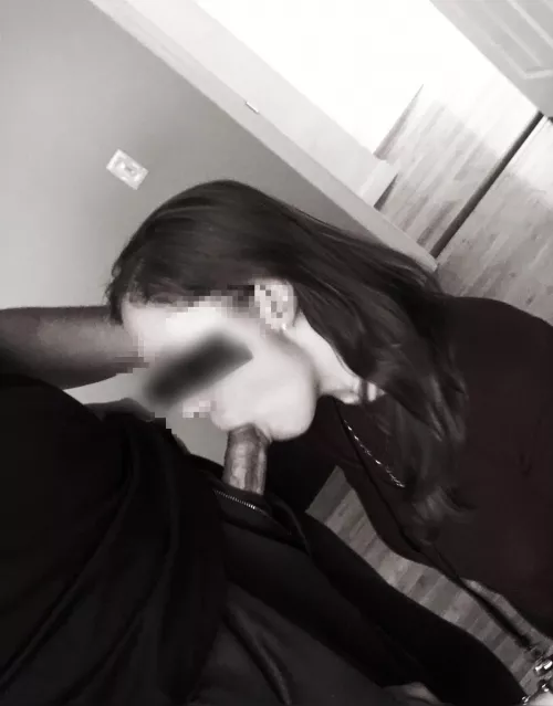 Wishing she had a (f)ew (m)ore around her to service as well. by MaineNaughtyMan