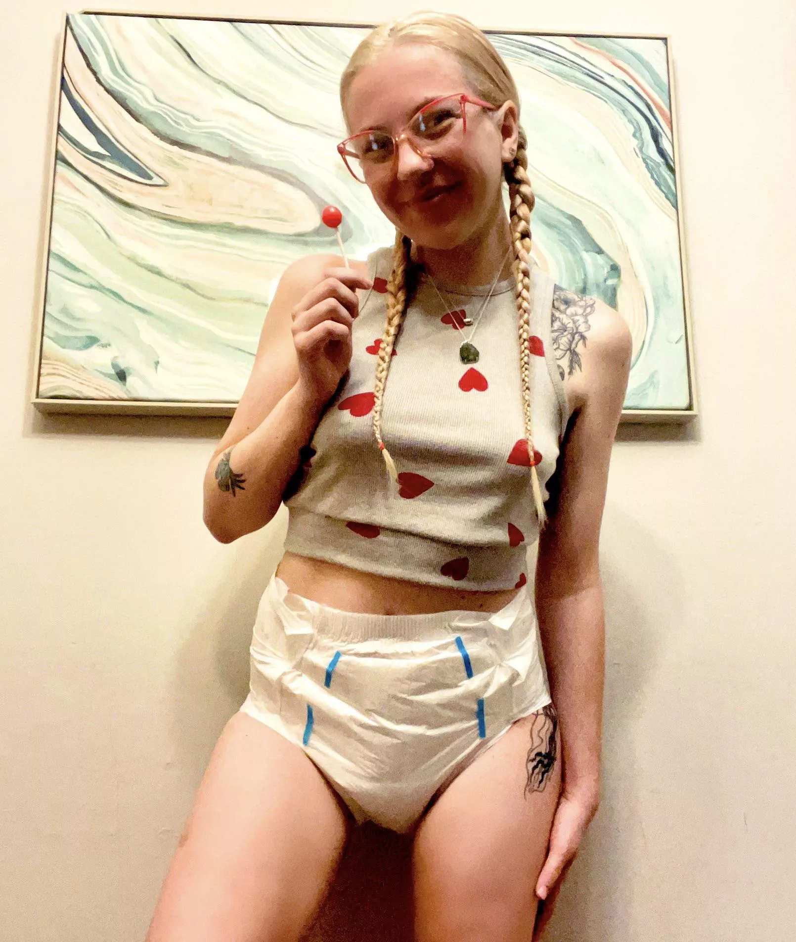 Wishing you a sweet Valentines Day 🥰❤️🍭 posted by SweetbbSadie