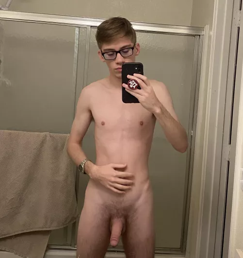 Woke up cold af in need of a cuddle buddy by infectedsoup