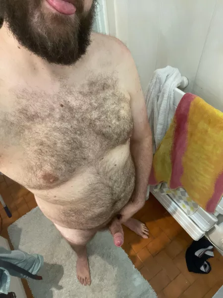 Woke up like this. Someone wanna get on their knees? 😏 by GayBearLux