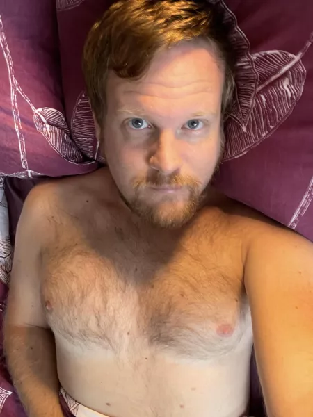 Woke up like this 😊 Which game would you like to play co-op with me today? by Perzec