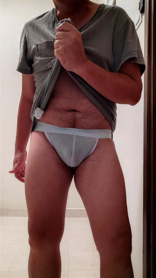 Woke up looking like this, then feeling even better thanks to amazing news received mid-morning! 🥰🙏🏽🌞🥳 by chubbo57