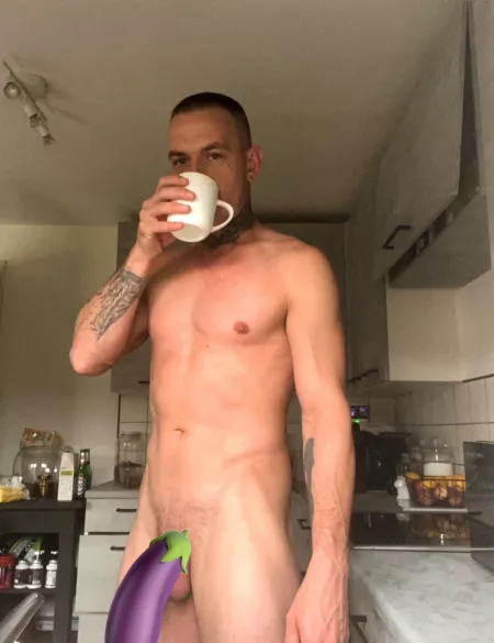 Woke up with a raging hard on and just can’t get rid of it… by str8mateboxers