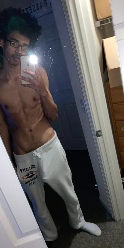 Wonder what’s under there 🥵 by KindheartednessNew32