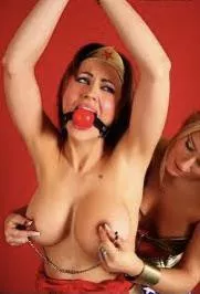 Wonder Woman’s wonderful titties getting twisted posted by abc0011_