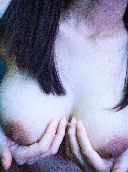 Won’t let my boyfriend cum on my tits But here I am exposing them to you guys 😉🤔 by HotForAndrea2021