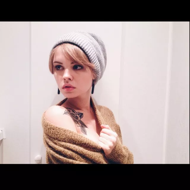 Wooly jumper (SFW and small) posted by [deleted]