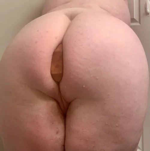 Wore my big plug all day at work like a good slut by dudewhoa89