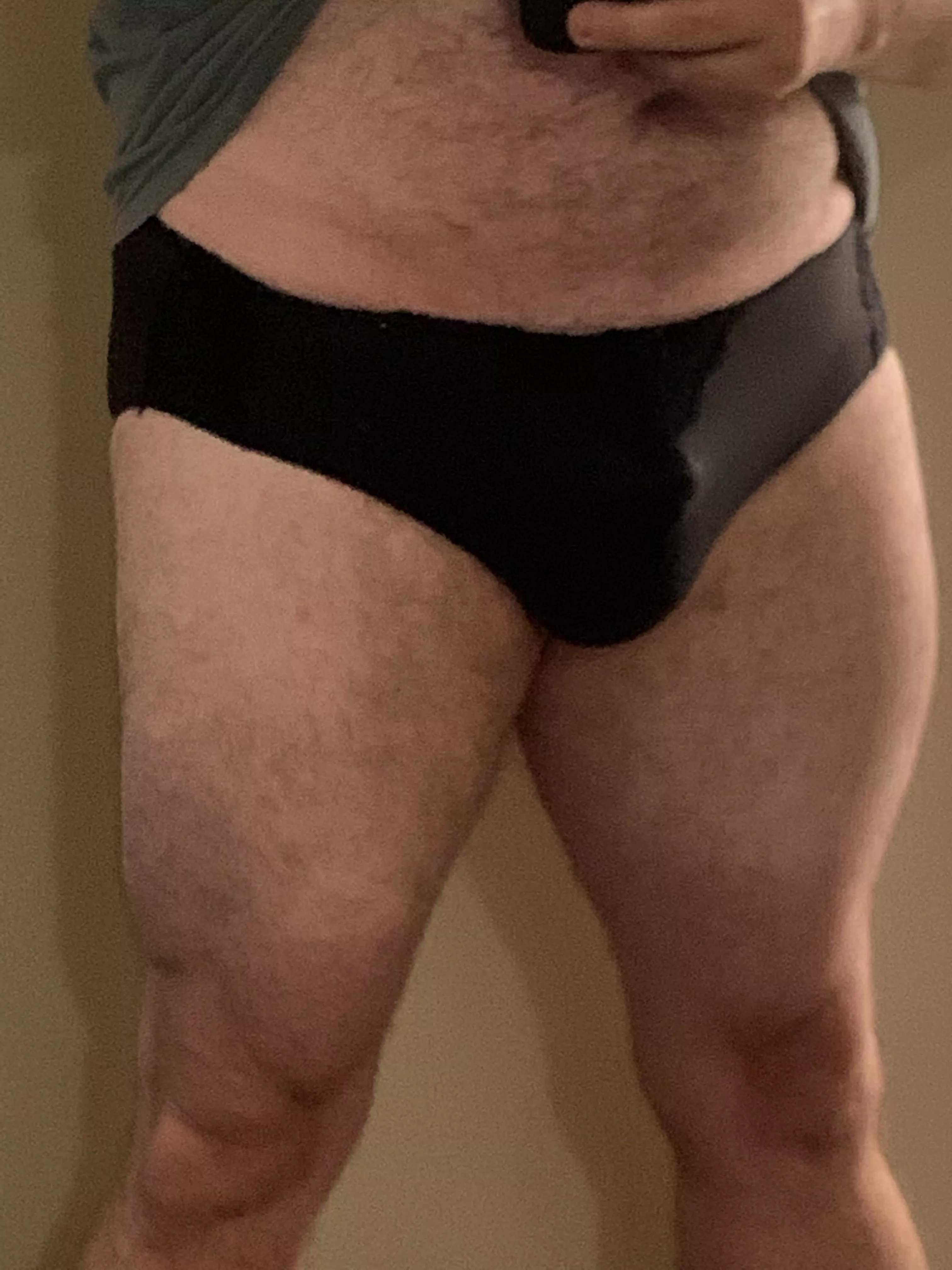 Wore SIL’s panties out to dinner tonight. posted by pantyman99