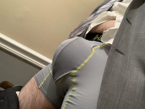 Work bulge...42m by RandomHuman7256