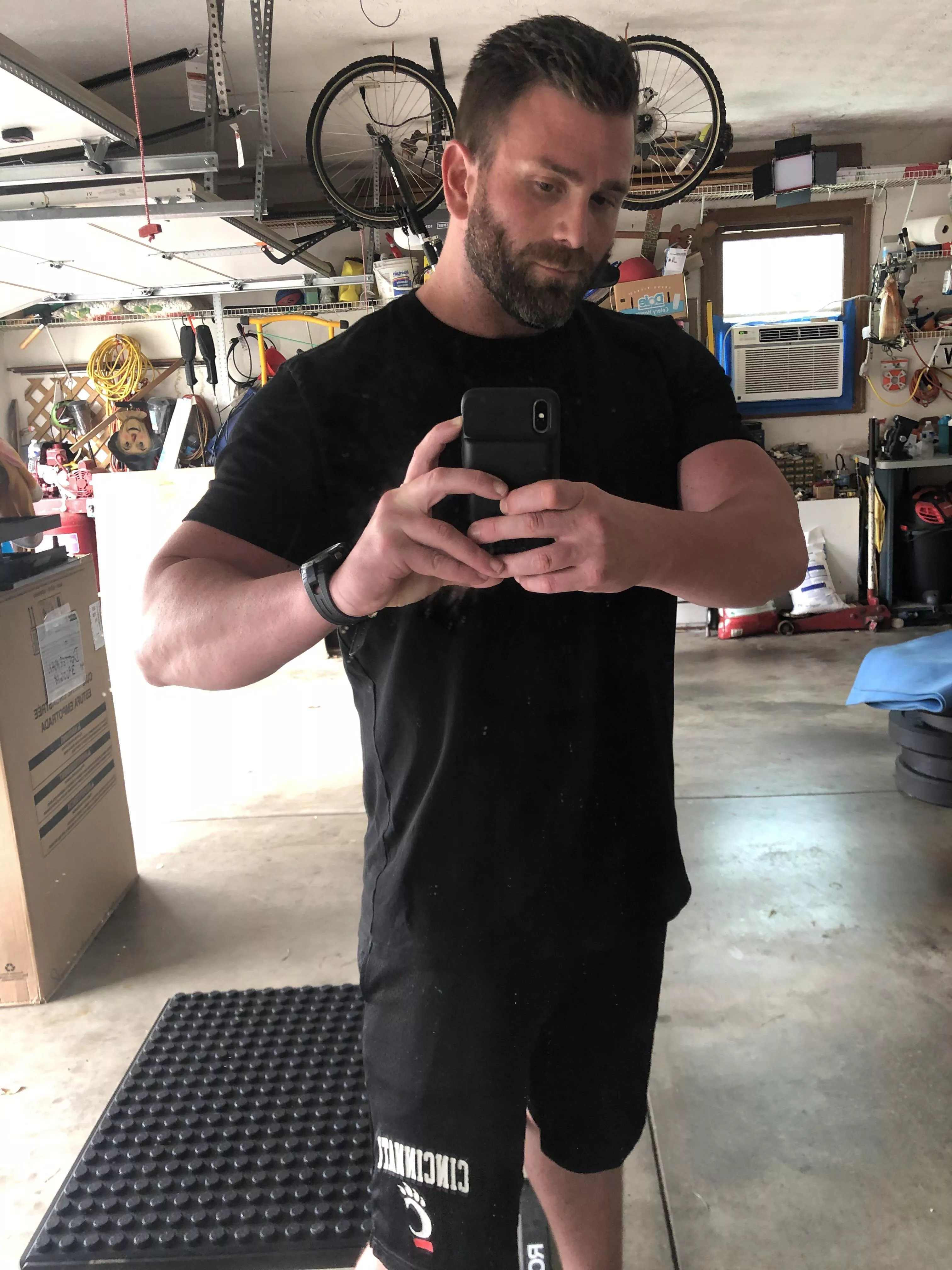 Work out, Jack off, eat. posted by Megadongx