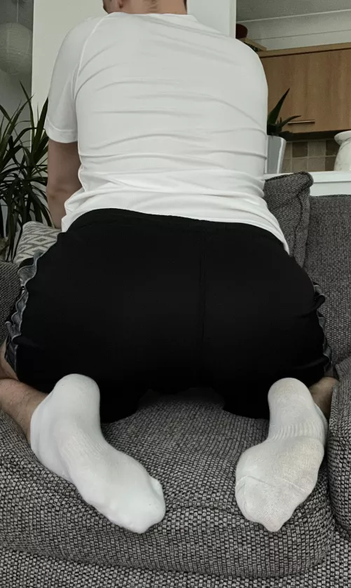 Work out or just relax and put my feet up? by josh_world69