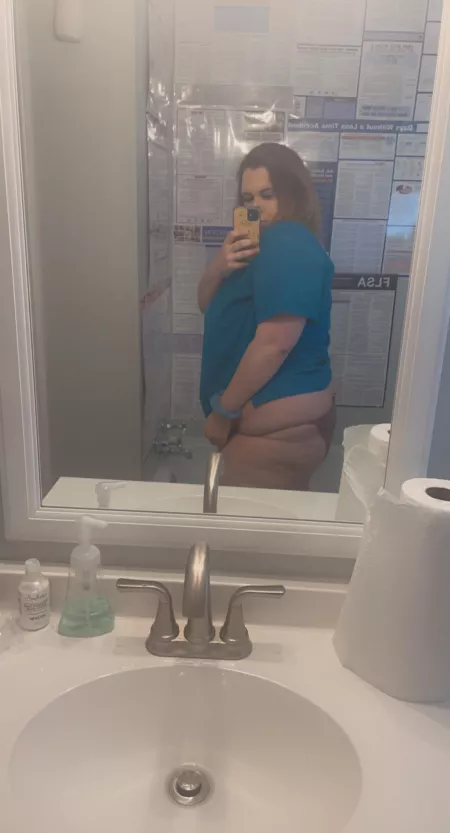 Work things 🤷🏻‍♀️ by rosiebooxxx