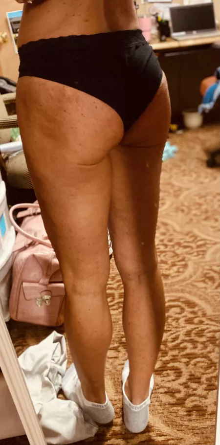 Working on my Hot Bunz🍑FM47 by Lilly_dawn