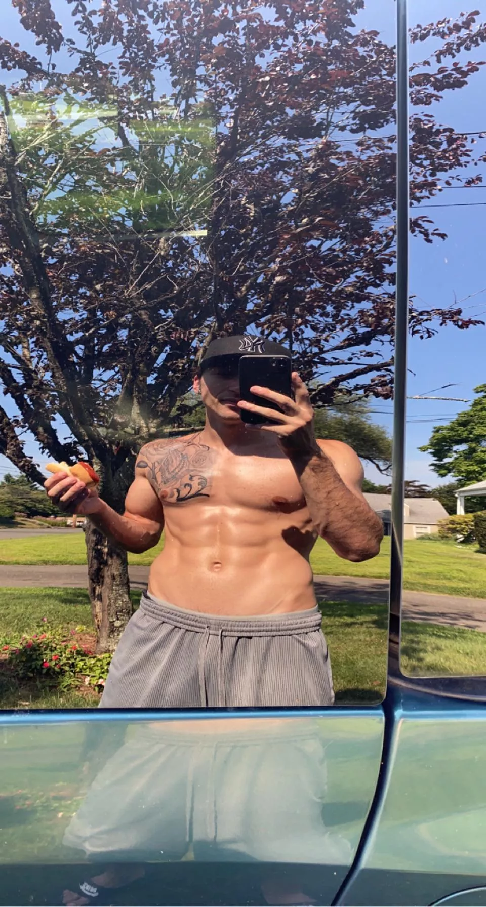 Working on my Jock-ness 👀 posted by eightinchstoner