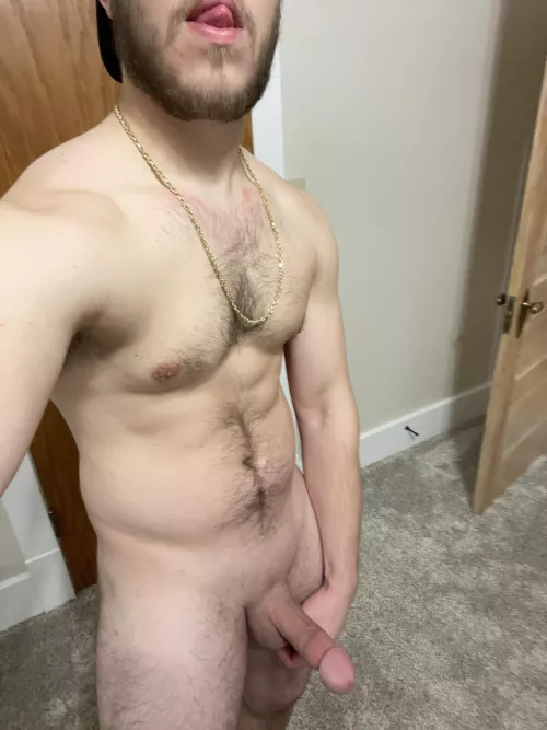 Working out gets me hard by jacplays12