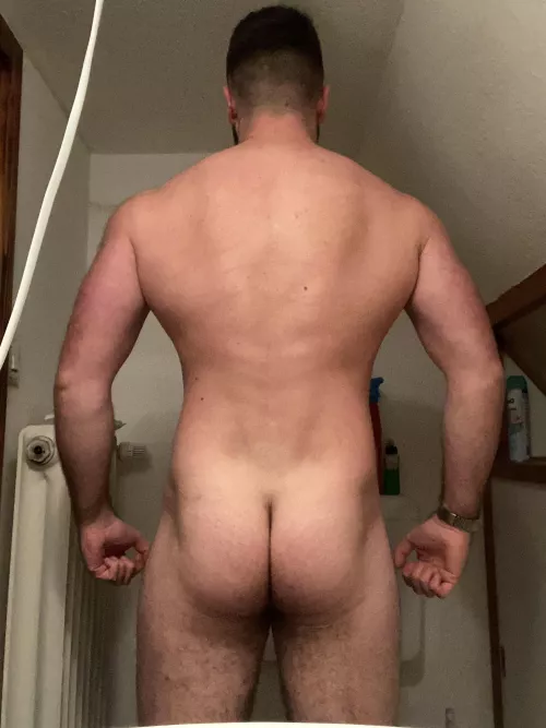 Worship me by wannabe_bodybuilder