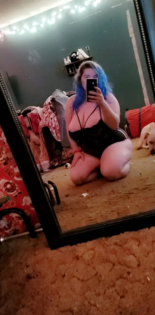 Worship me by MooMooWinnie