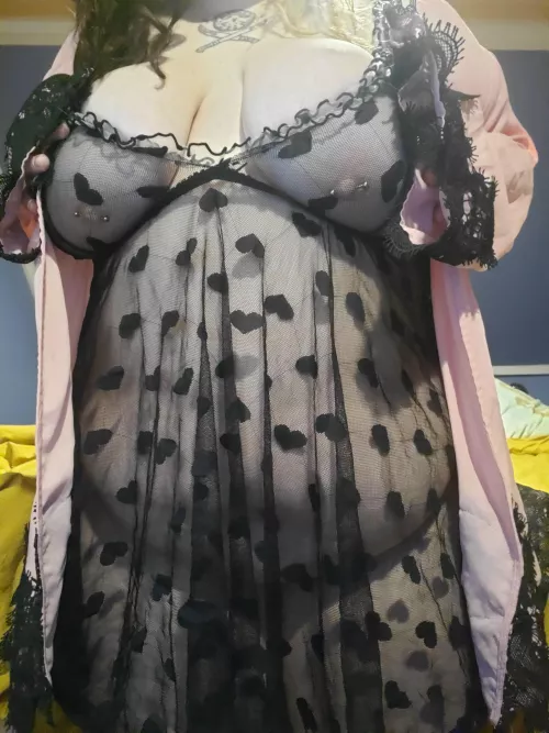 Worship my belllly by queen-0f-rats