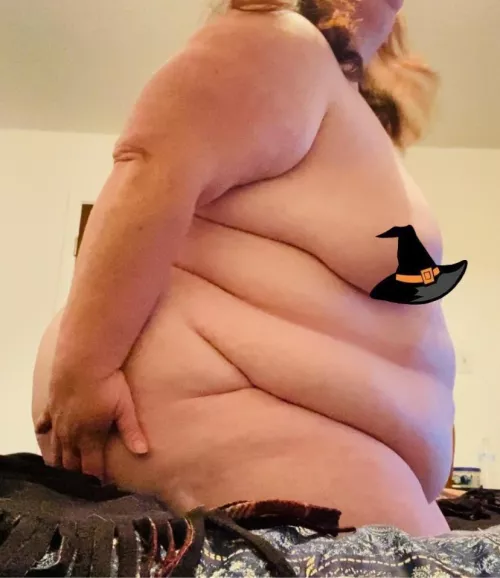 Worship this goddess by SouthernSerenity42