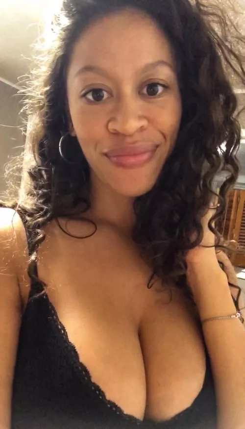 Would a blow job cross your mind if you saw me irl? by shesgoodkarma