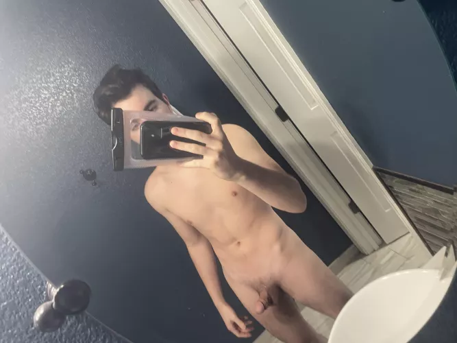 Would any guys take me on? Pleaseeeee by Fine_Honeydew_9760