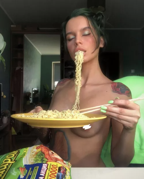 Would any older men fuck me? by dealnora